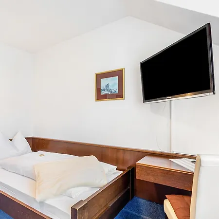 Pension Und Appartements Huttental Casa de hóspedes 3*