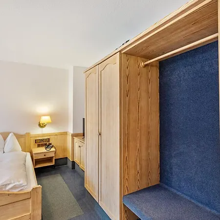 Pension Und Appartements Huttental