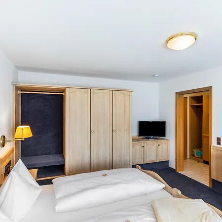 Pension Und Appartements Huttental