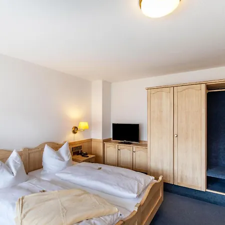 Pension Und Appartements Huttental Casa de hóspedes 3*