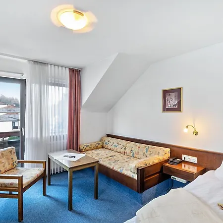 Pension Und Appartements Huttental Casa de hóspedes 3*