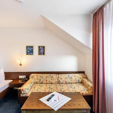 Pension Und Appartements Huttental 3*