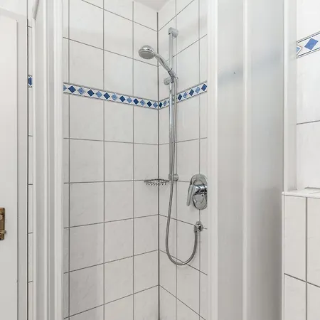 Casa de hóspedes Pension Und Appartements Huttental