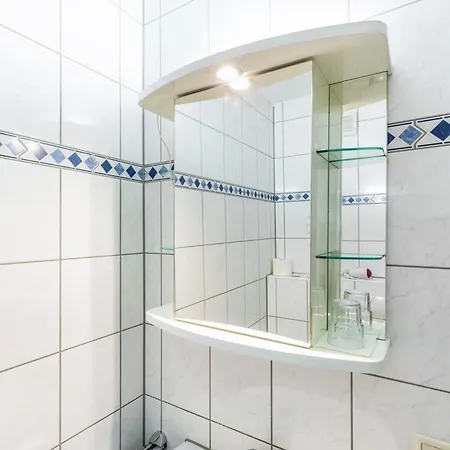 Casa de hóspedes Pension Und Appartements Huttental 3*