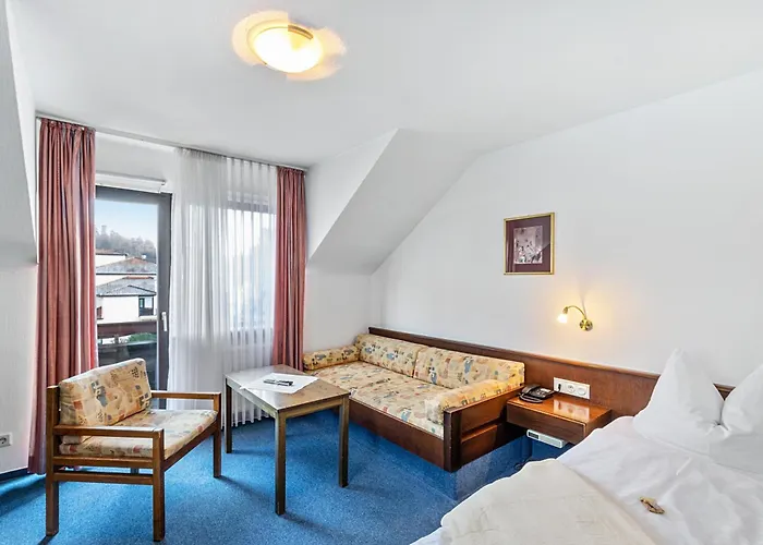 Und Huttental بيت ضيافة 3*