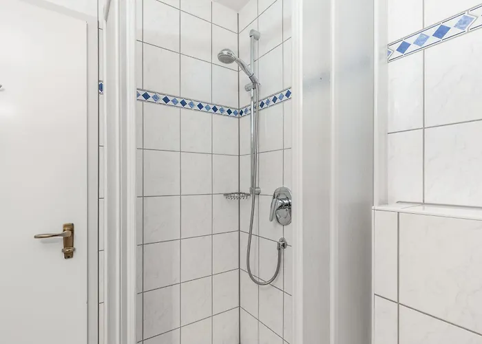 بيت ضيافة Und Huttental